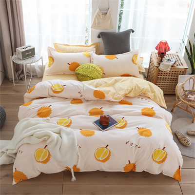 13 Joyful Design Comforter Set (1)