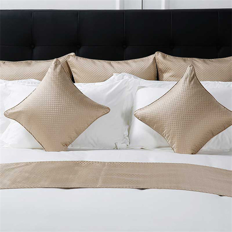 How to clean linen effectively?