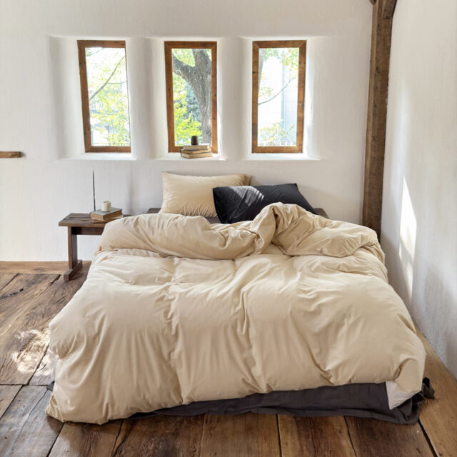 Winter Velvet 4PCS Bedding Set Flannel Duvet Cover Bed Sheet Pillowcases Soft (8) Winter Velvet Flannel 4-Piece Bedding Set with Duvet Cover and Sheet