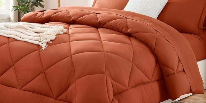 Hotel and family soft comfortable bed linen comforter (5) Soft comfortable bed linen comforter and duvet supplier