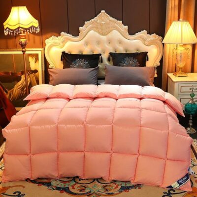 Thick Warm Comforter and Duvet for Hotel and Home Factory