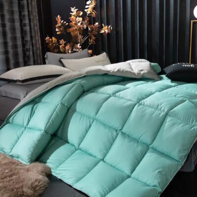 Thick Warm Comforter and Duvet for Hotel and Home Factory