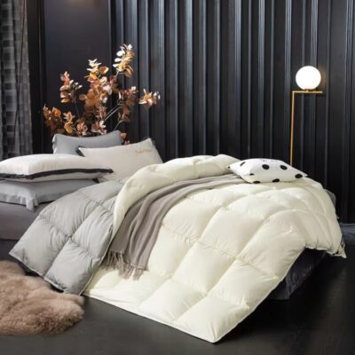 Thick Warm Comforter and Duvet for Hotel and Home Factory