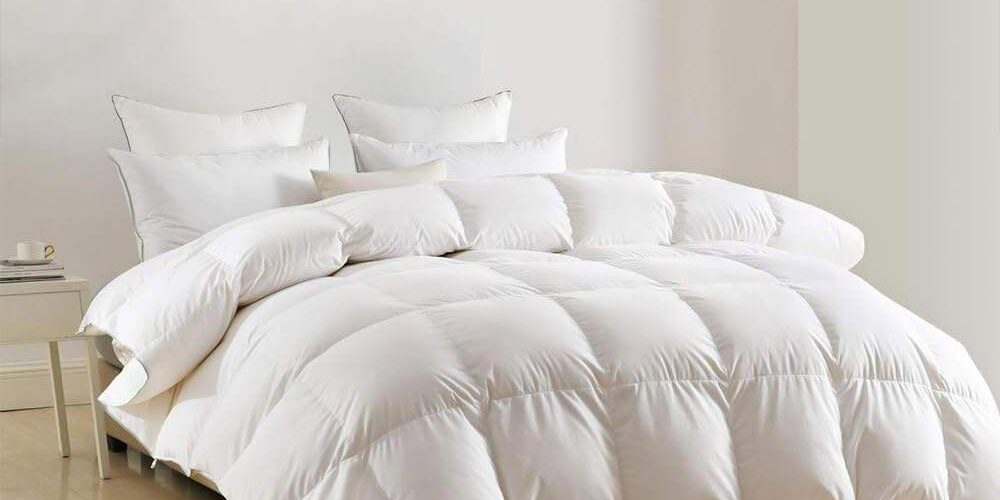 Soft and Durable Comforter and Duvet for Hotels and Homes (2) Comforter & Duvet Suitable for Hotels and Homes Supplier